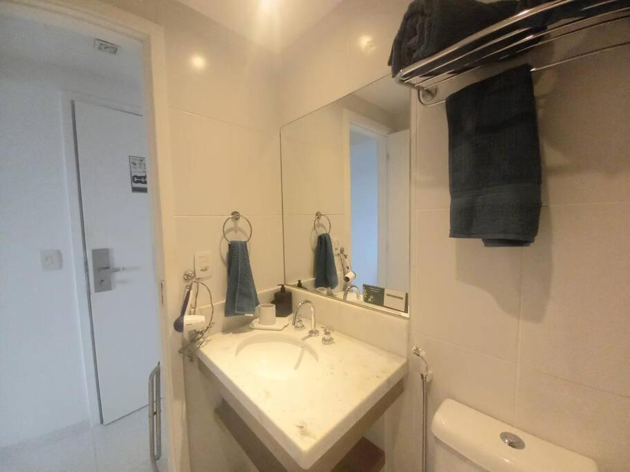 Apartamento Lindo Flat Na Barra Da Tijuca Proximo A Shopping E Praias Río de Janeiro